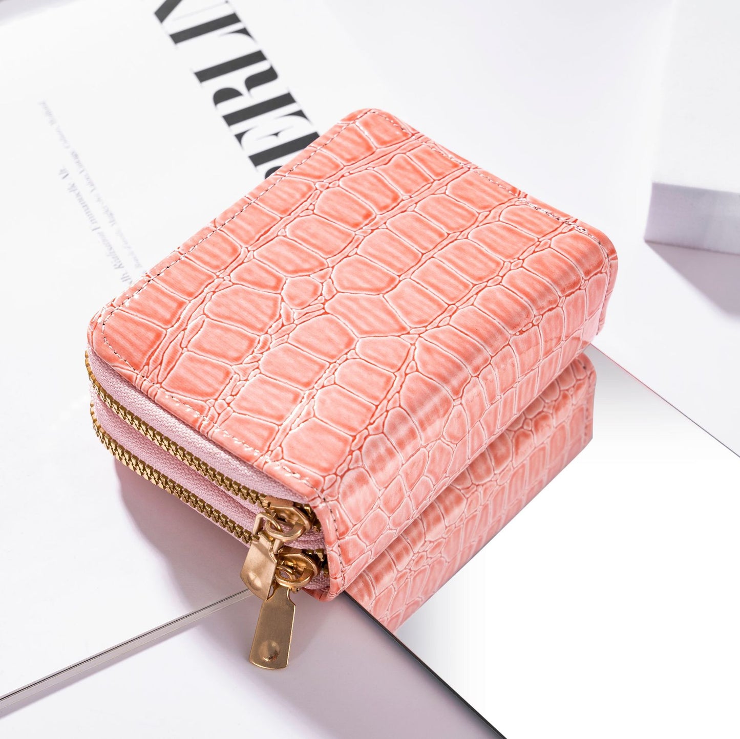 Women's Crocodile Pattern Organ Double Zipper Fashion Large Card Holder