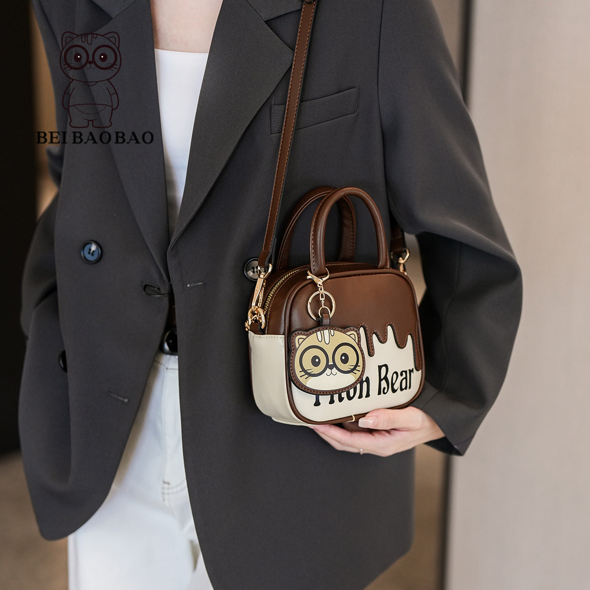 Women's Source Cartoon Fashion Commuter Niche Mobile Small Square Bags