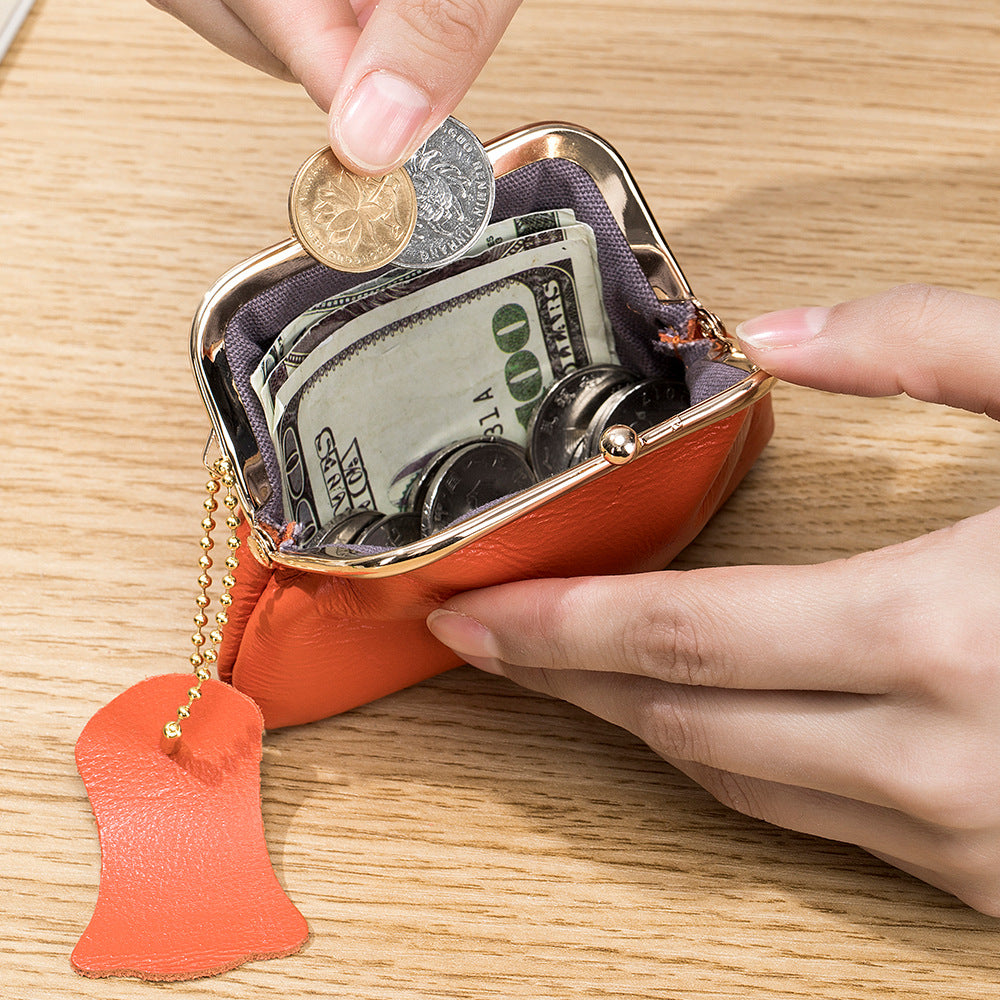 Women's Retro Clip First Layer Oil Wax Coin Purses