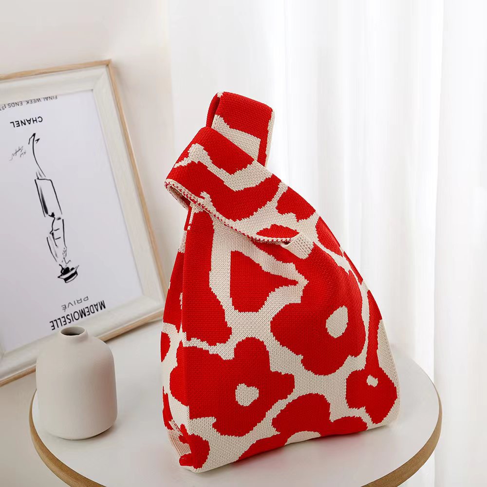 Women's Handmade Cute Animal Versatile Knitted Handbags