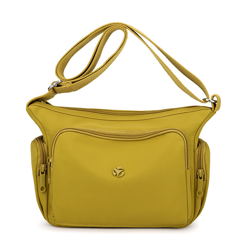 Women's Simple Solid Color Lightweight Fashion Commuter Women's Shoulder Bag