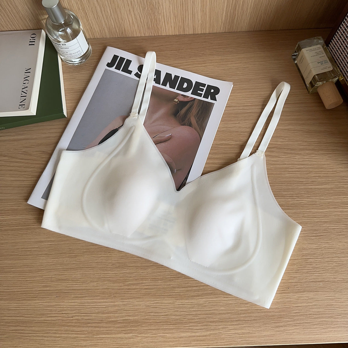 Feeling Seamless Latex Underwear Ladies Big Chest Everyday Bras