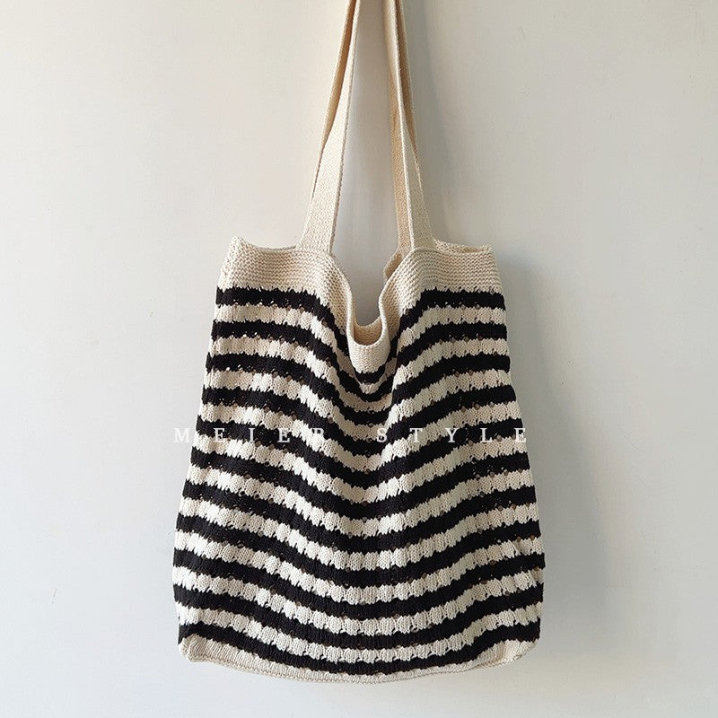 Retro Artistic Striped Contrast Color Woolen Women's Shoulder Bag