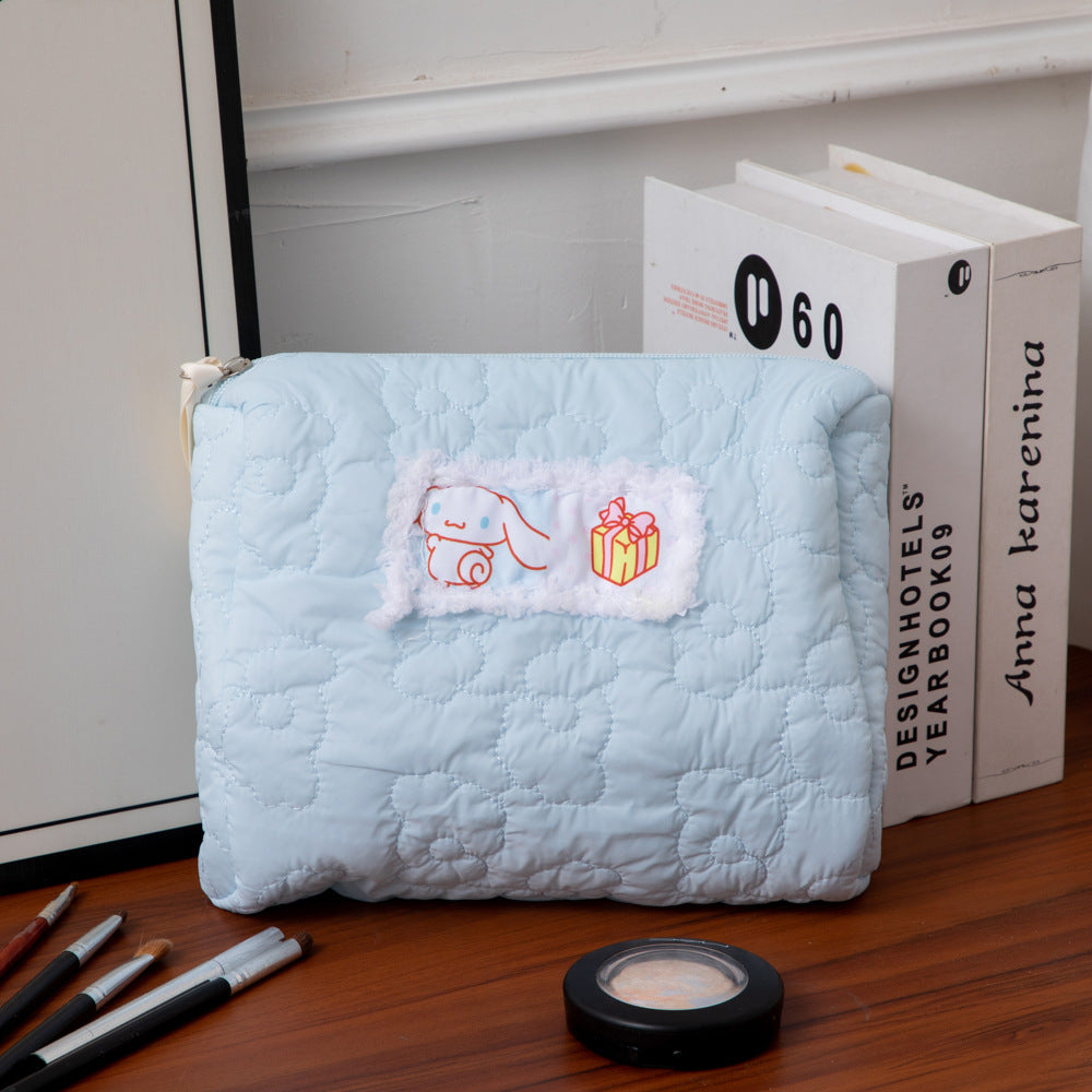 Cute Large Capacity Cat Portable Heart Storage Cosmetic Bags