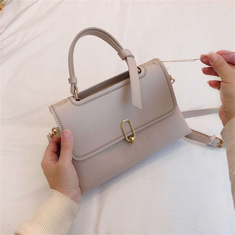Women's Type Good Texture Retro Korean Twist Bags