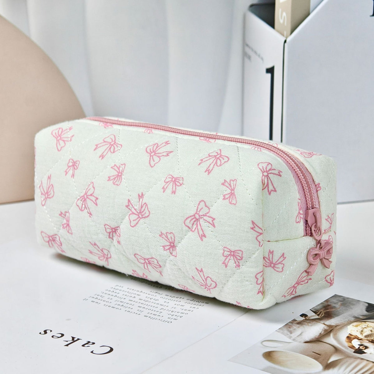 Bow Large Capacity Portable Toiletry Good-looking Cosmetic Bags