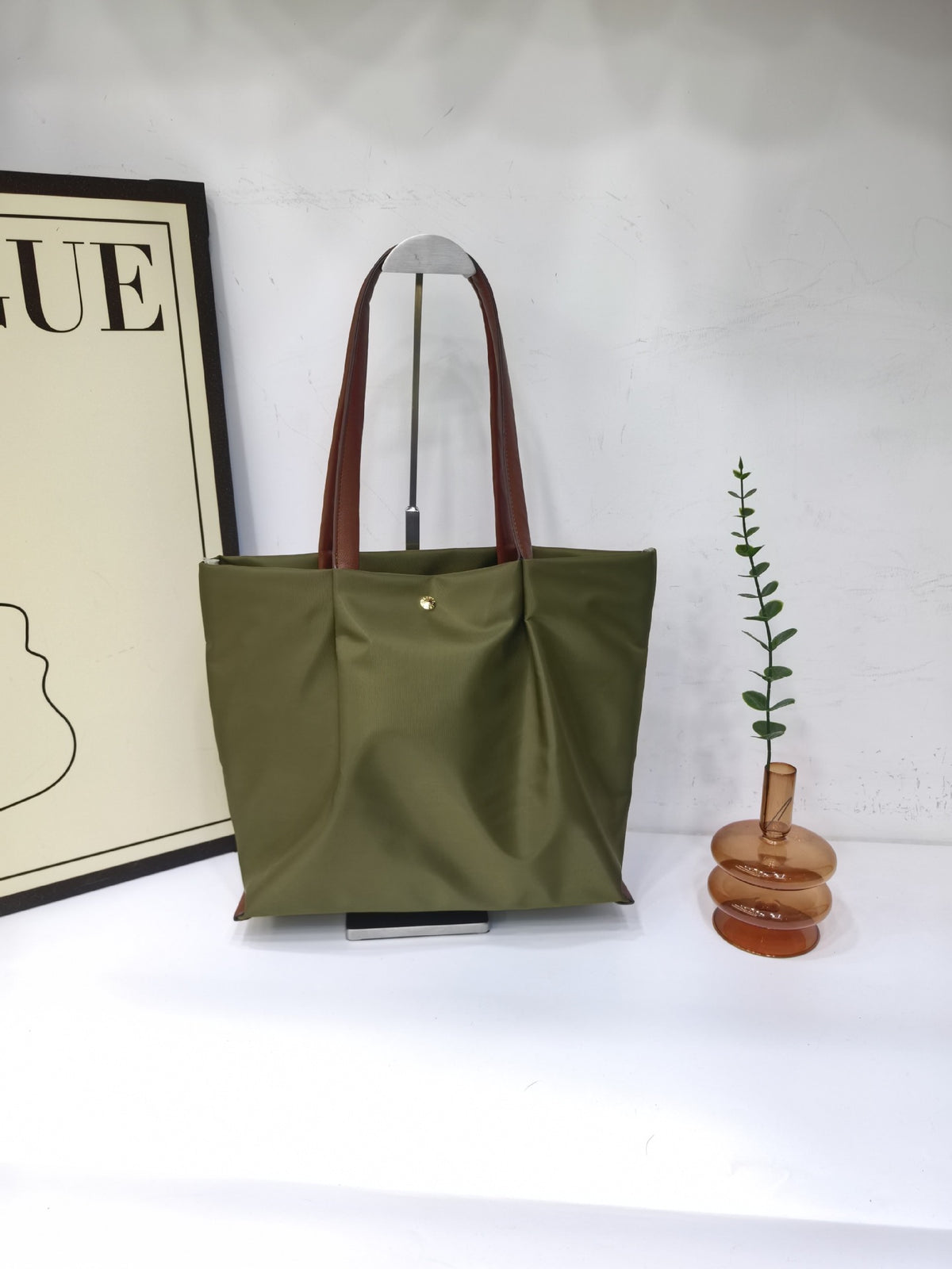 Beautiful Pretty Women's Nylon Waterproof Runaway Women's Shoulder Bag