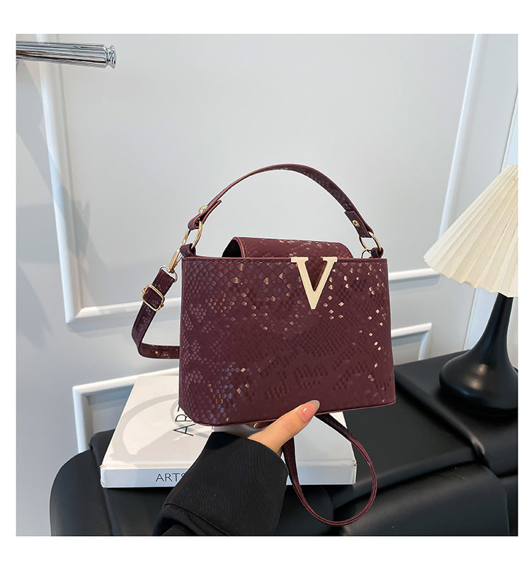 Capacity Solid Color Snake Pattern Summer Letter Hardware Texture Women's Shoulder Bag