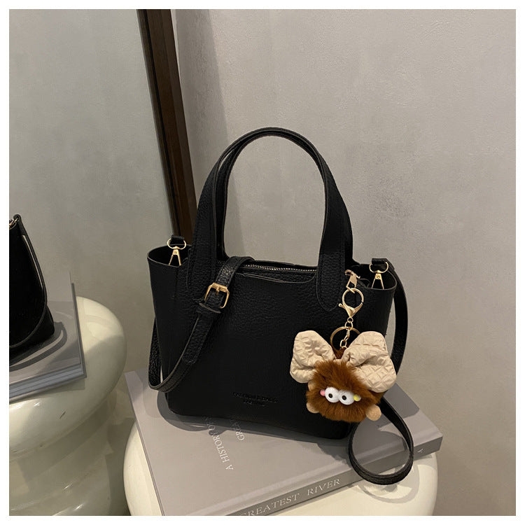 Women's Solid Color Fashion Retro Autumn Simple Women's Shoulder Bag