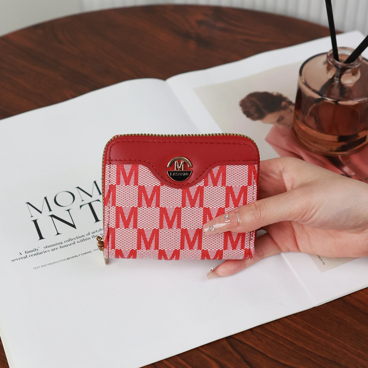 Casual Women's Short Zipper Simple Fashion Purses