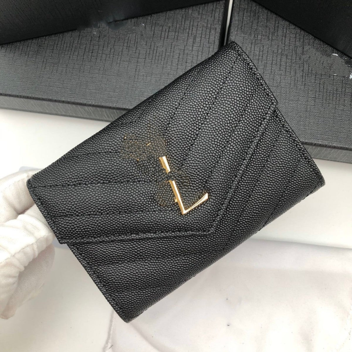 Caviar Short Cowhide Two Fold Multiple Slots Large Capacity Ladies Wallet