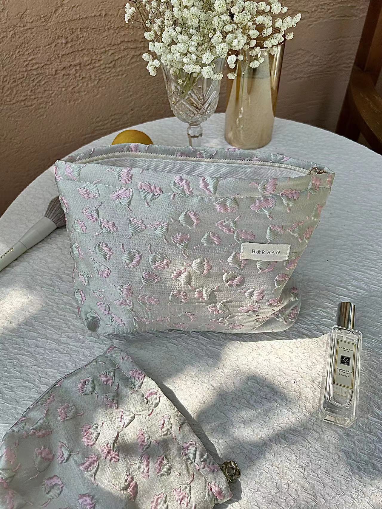 Casual Fresh Yarn-dyed Large Capacity Buggy Cosmetic Bags