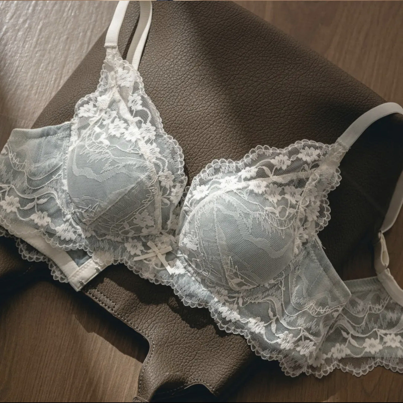 Women's Pure Desire Style Lace Underwear Small Lingerie Sets