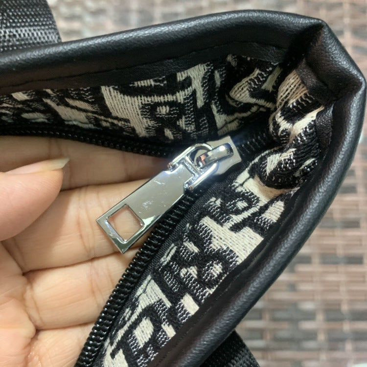 Simple Letters Korean Style Portable Personal Hygiene Cosmetic Bags