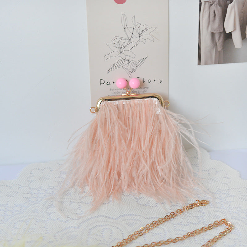 Women's Affordable Luxury Style Niche Furry Dinner Mini Ostrich Fashion Clutch Purses