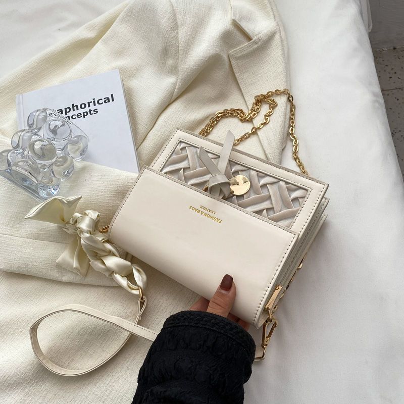 Women's Korean Style Fashion Summer Niche Chain Crossbody Bags