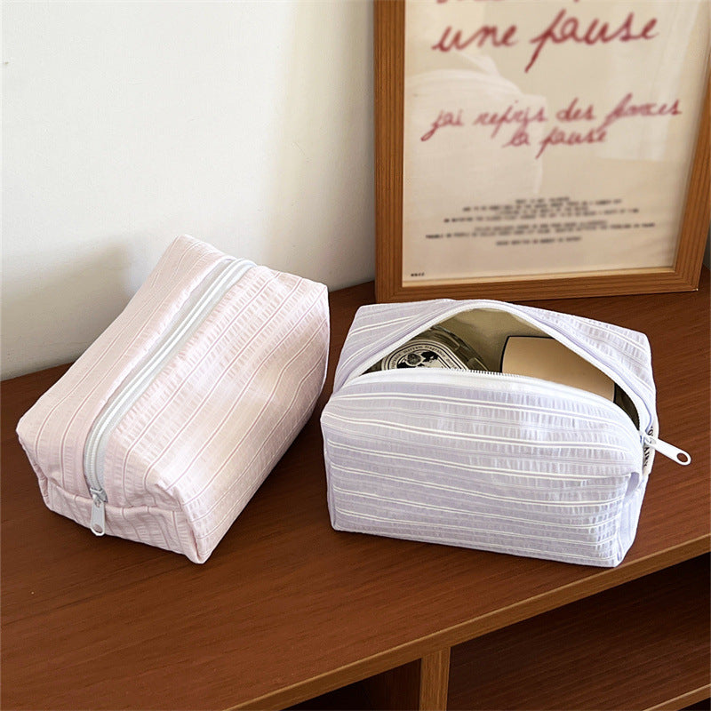 Fresh Contrast Color Cute Toiletry Portable Large Capacity Bags