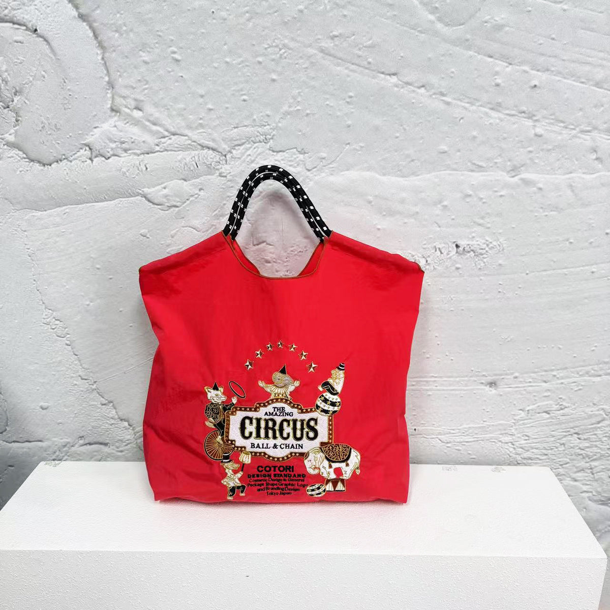 Nylon Embroidered Fashion Niche Large Capacity Women's Shoulder Bag