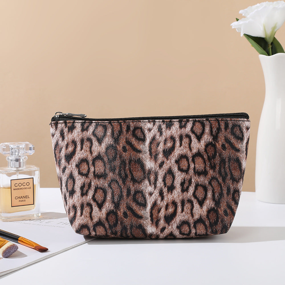 Portable Large Capacity Wash Stylish Versatile Makeup Bag