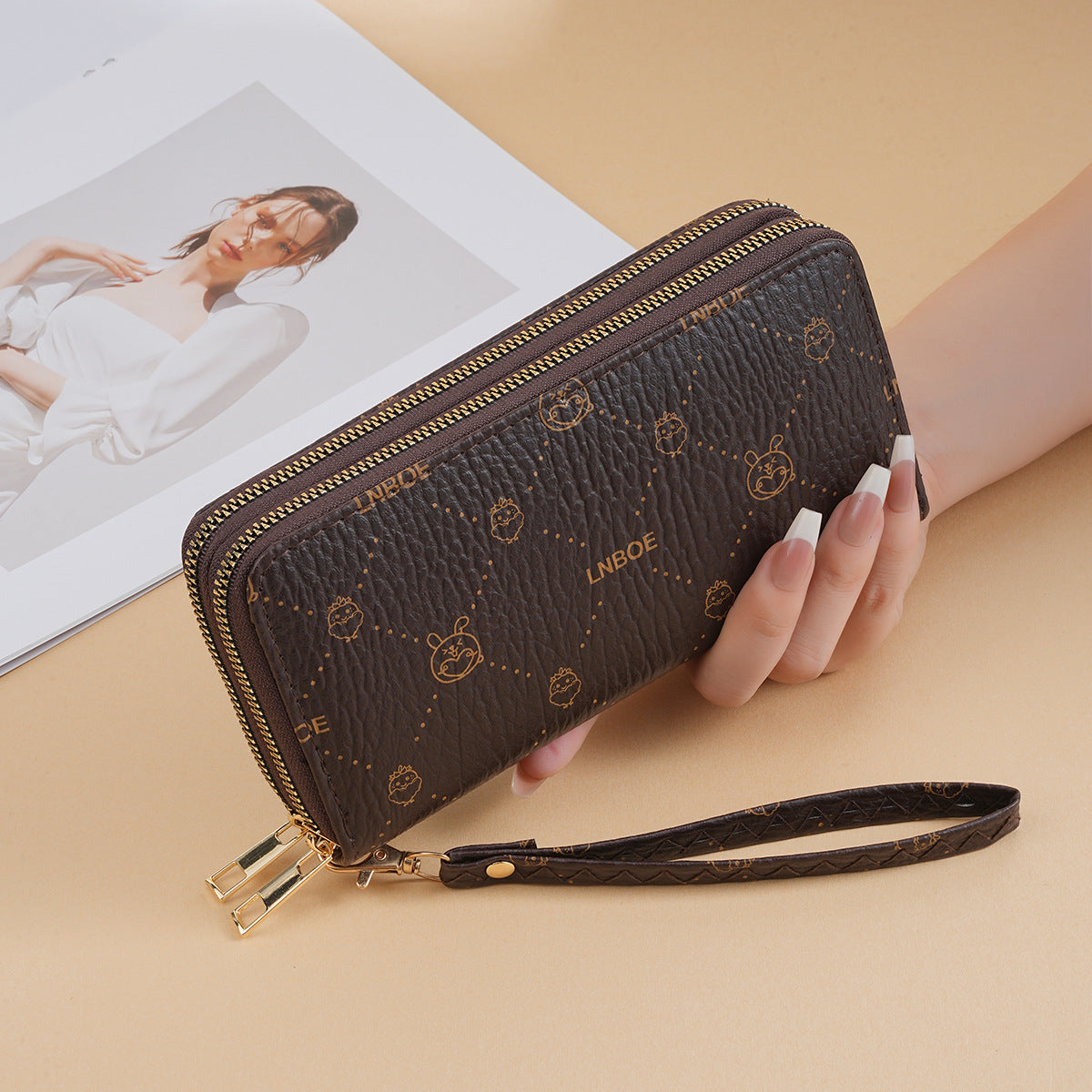Long Female Cartoon Vintage Print Pleated Leather Classy Clutch Mobile Ladies Wallet