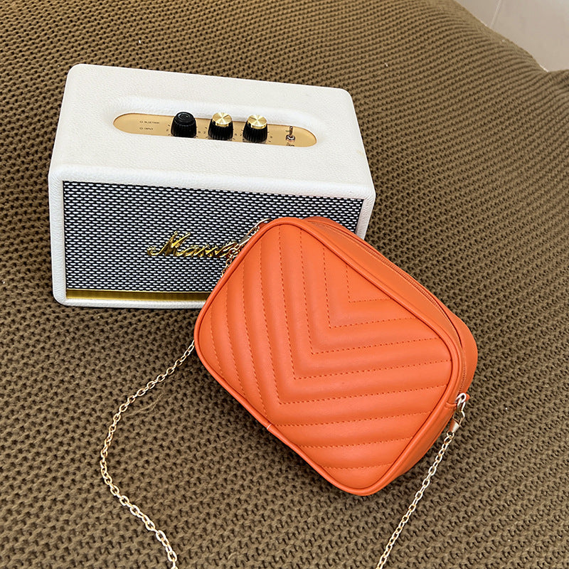 Women's Embroidery Thread Retro Chain Fashion Simple Small Square Bags