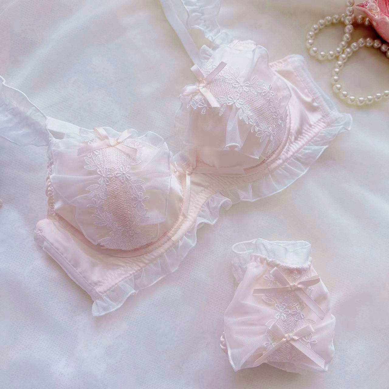 Fresh Daily Style Thin Cup Water Soluble College Lingerie Sets
