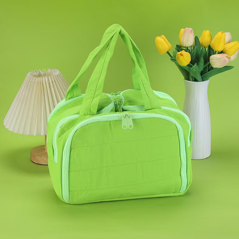 Simple Large Capacity Partition Layered Wash Portable Cosmetic Bags