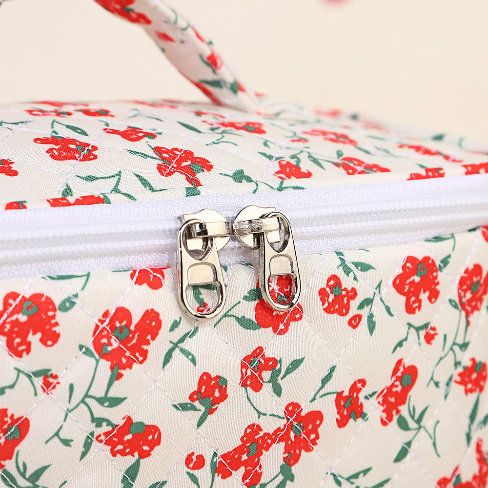 Women's Floral Large Capacity Good-looking Wash Portable Out Makeup Bag