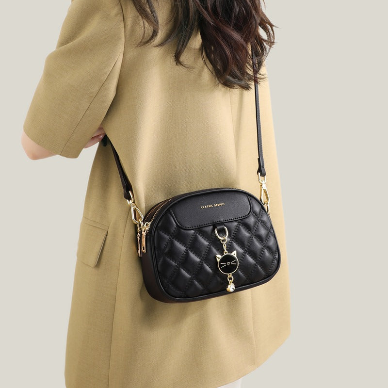 Women's Genuine Leather Classic Style Chain Diamond Women's Messenger Bag