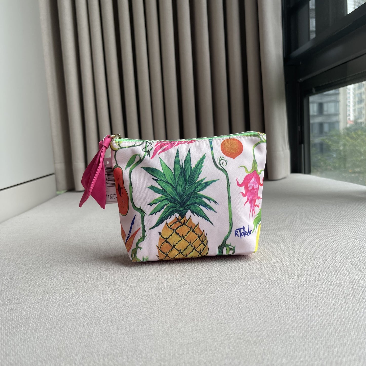 Light Down Space Cotton Hand Carrying Storage Large Capacity Cosmetic Bags