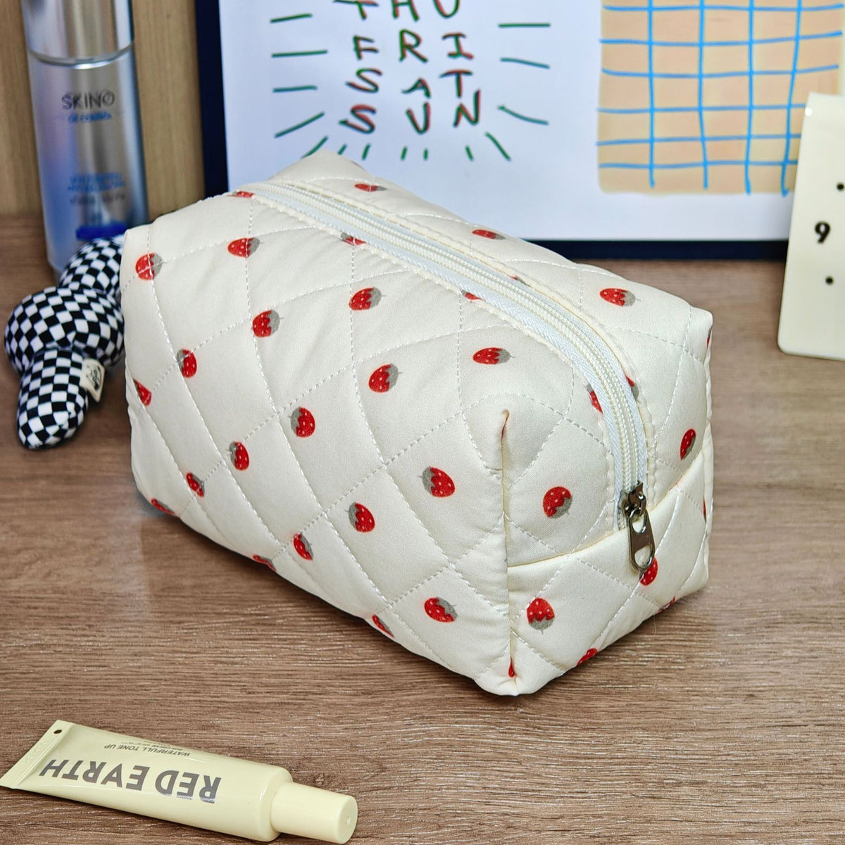 Bear Printing Vertical Large Capacity Portable Pillow Cosmetics Makeup Bag