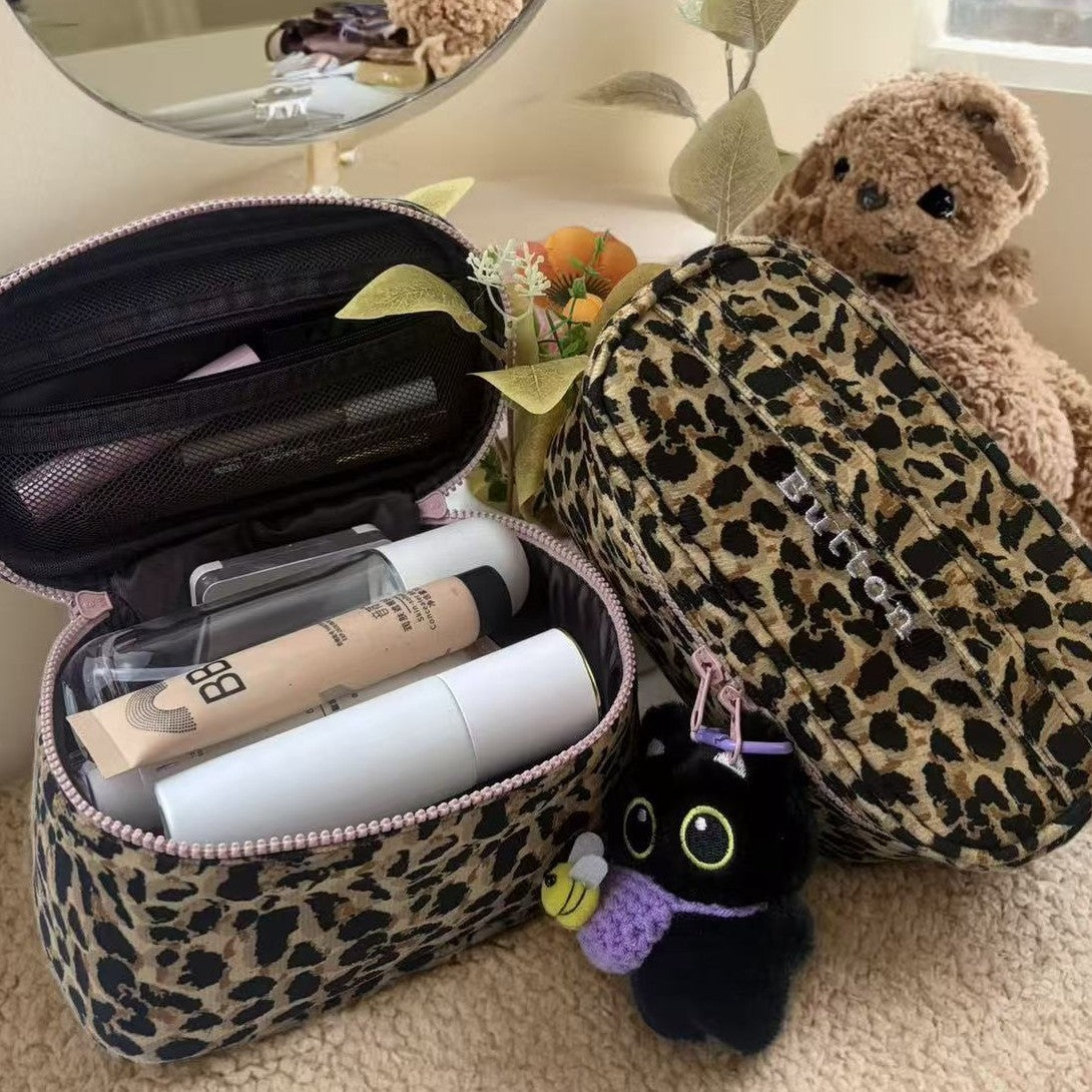 Women's High-grade Leopard Print Large Capacity Cosmetics Makeup Bag