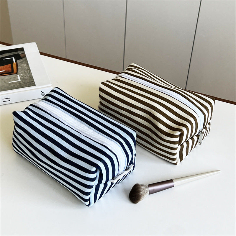 Women's Storage Wash Good-looking Large Capacity Contrast Color Bags