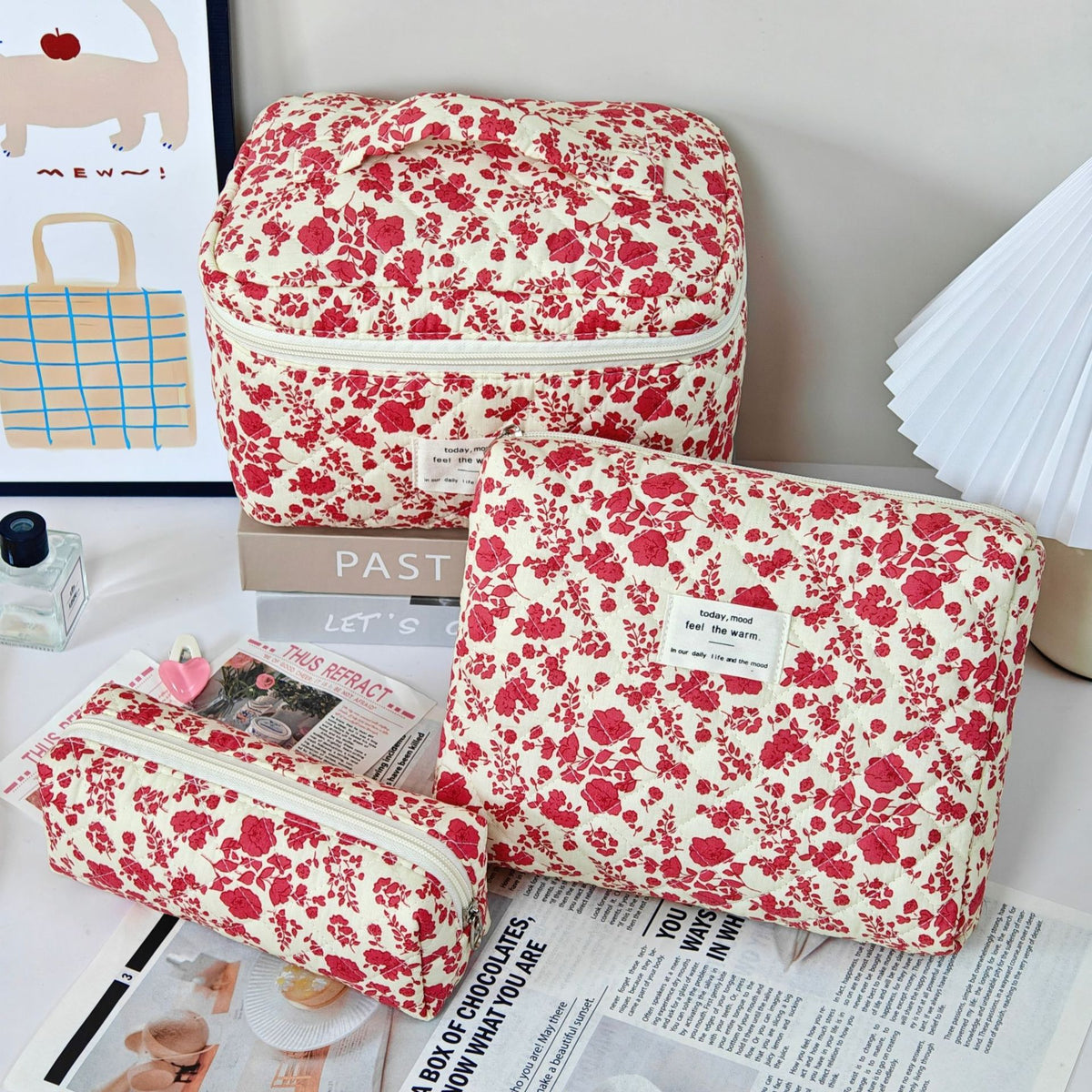 Women's Large Capacity Portable Floral Wash Quilted Cotton Pencil Makeup Bag