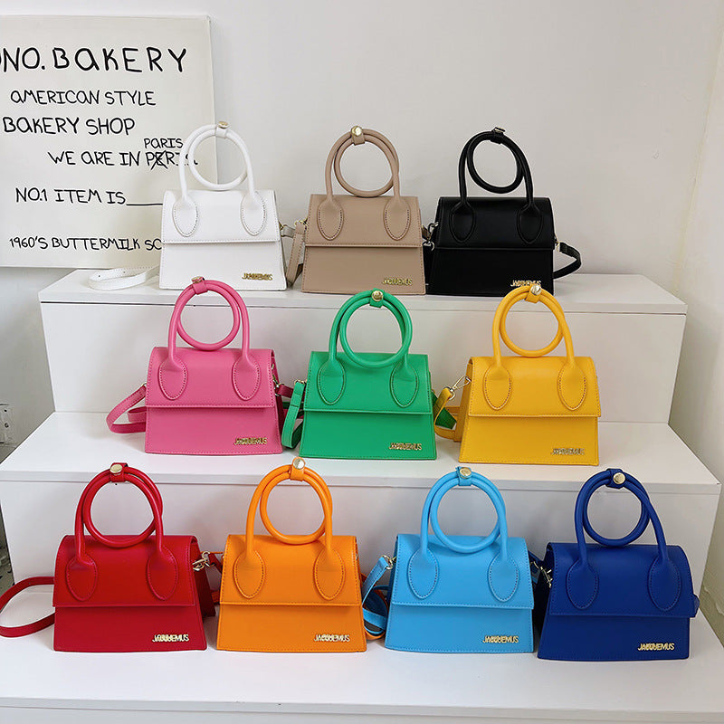 Women's Popular Letters Fashion Spring Versatile Retro Shoulder Bags