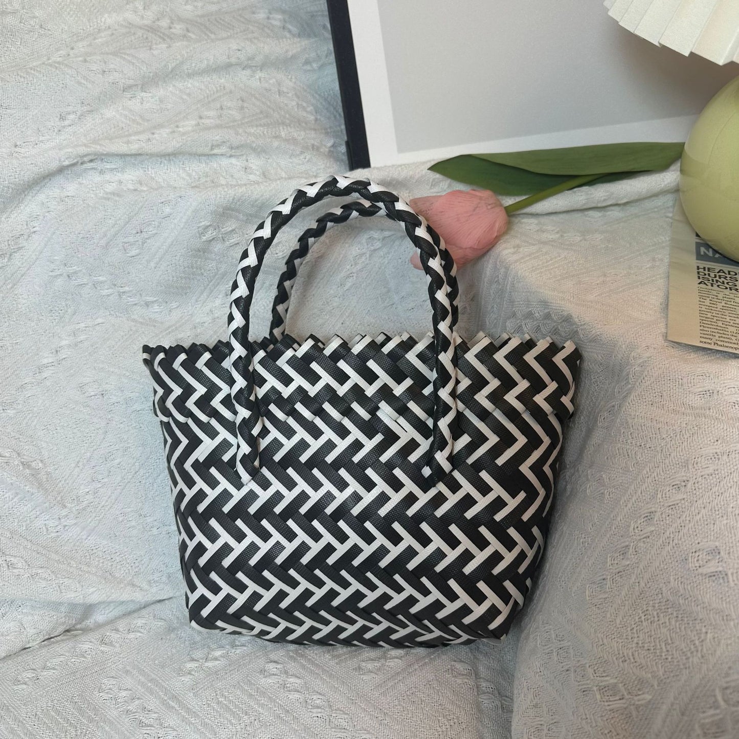 Style Fashion Simple Color Matching Portable Handbags