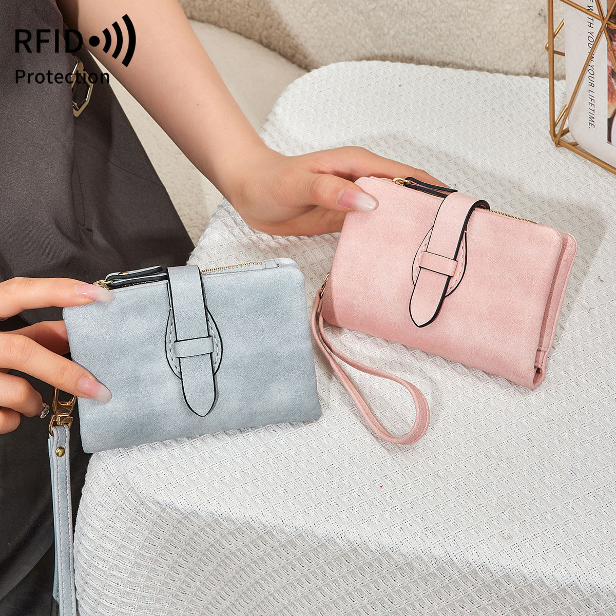 Women's Leather Solid Color Off Short Style Fashion Zipper Coin Purses