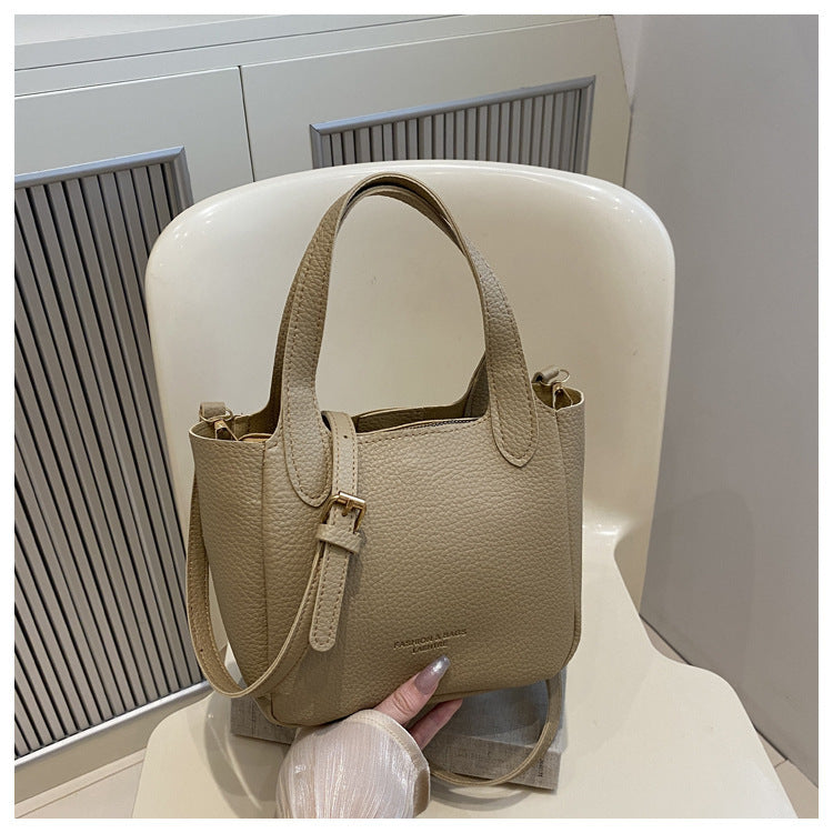 Women's Solid Color Fashion Retro Autumn Simple Women's Shoulder Bag