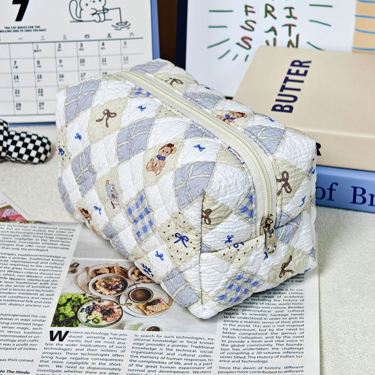 Bear Printing Vertical Large Capacity Portable Pillow Cosmetics Makeup Bag