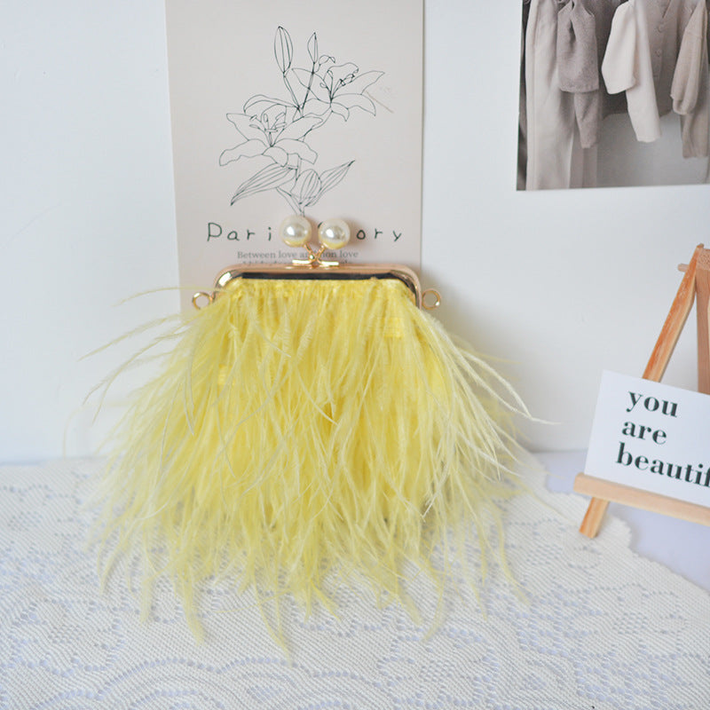 Women's Affordable Luxury Style Niche Furry Dinner Mini Ostrich Fashion Clutch Purses