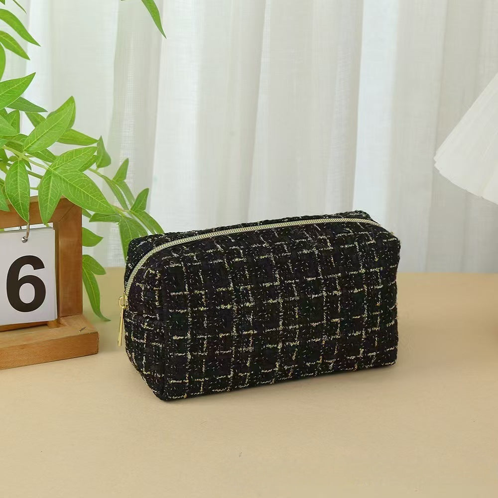 Elegant Large Capacity High Sense Classic Portable Cosmetic Bags