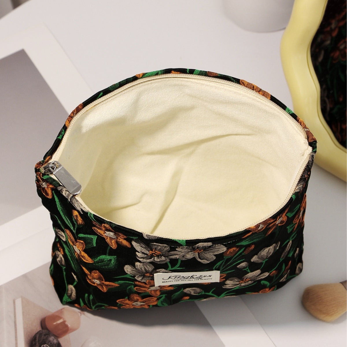 Clutch Large Capacity Flower Storage Portable Makeup Bag