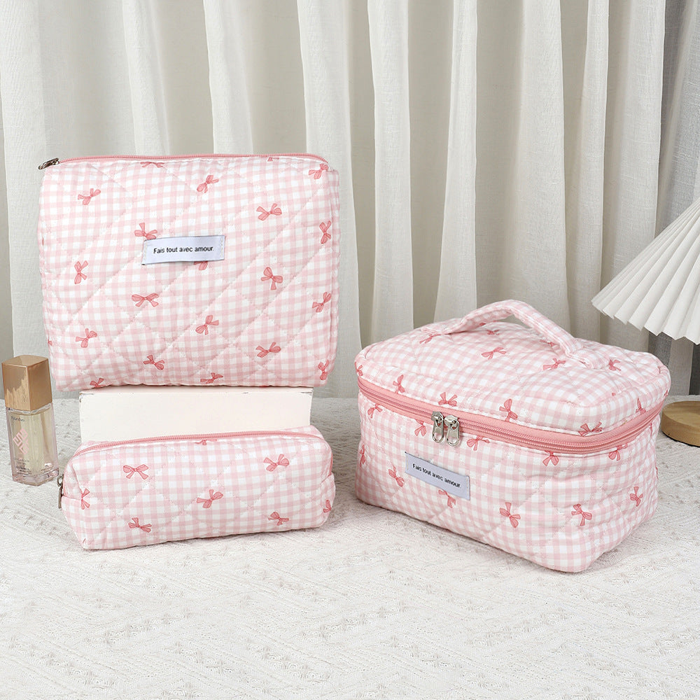 Large Capacity Portable Cosmetics Storage Hand Wash Makeup Bag