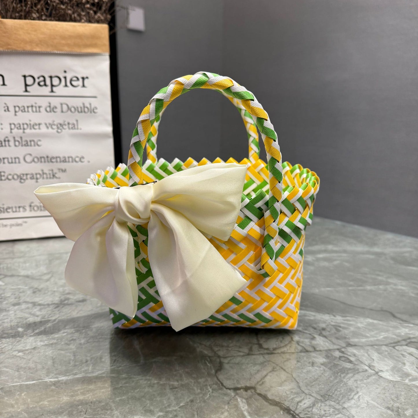 Women's Plastic Woven Knitted Basket Hand Gift Handbags