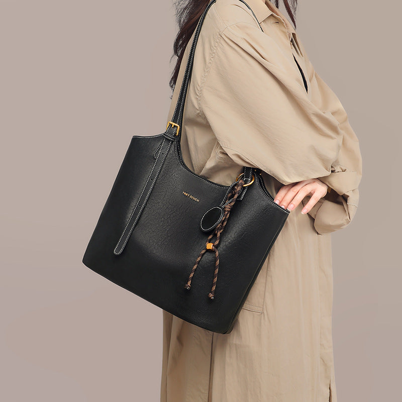 Women's Genuine Leather Large Capacity Commuter Underarm Women's Shoulder Bag