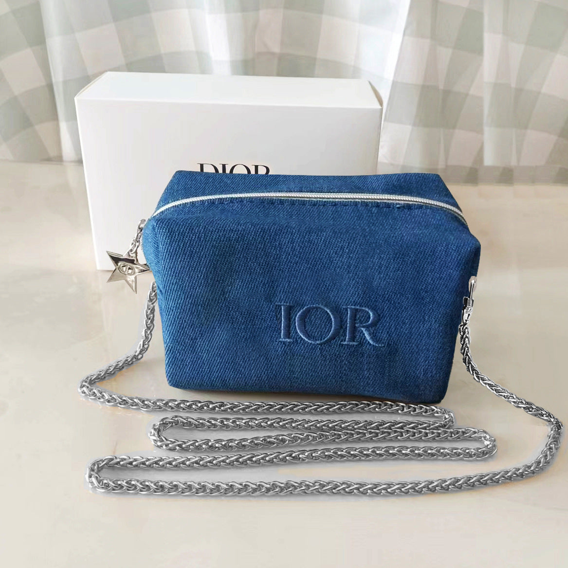 White Space Cotton Super Soft Feeling Portable Cosmetic Bags