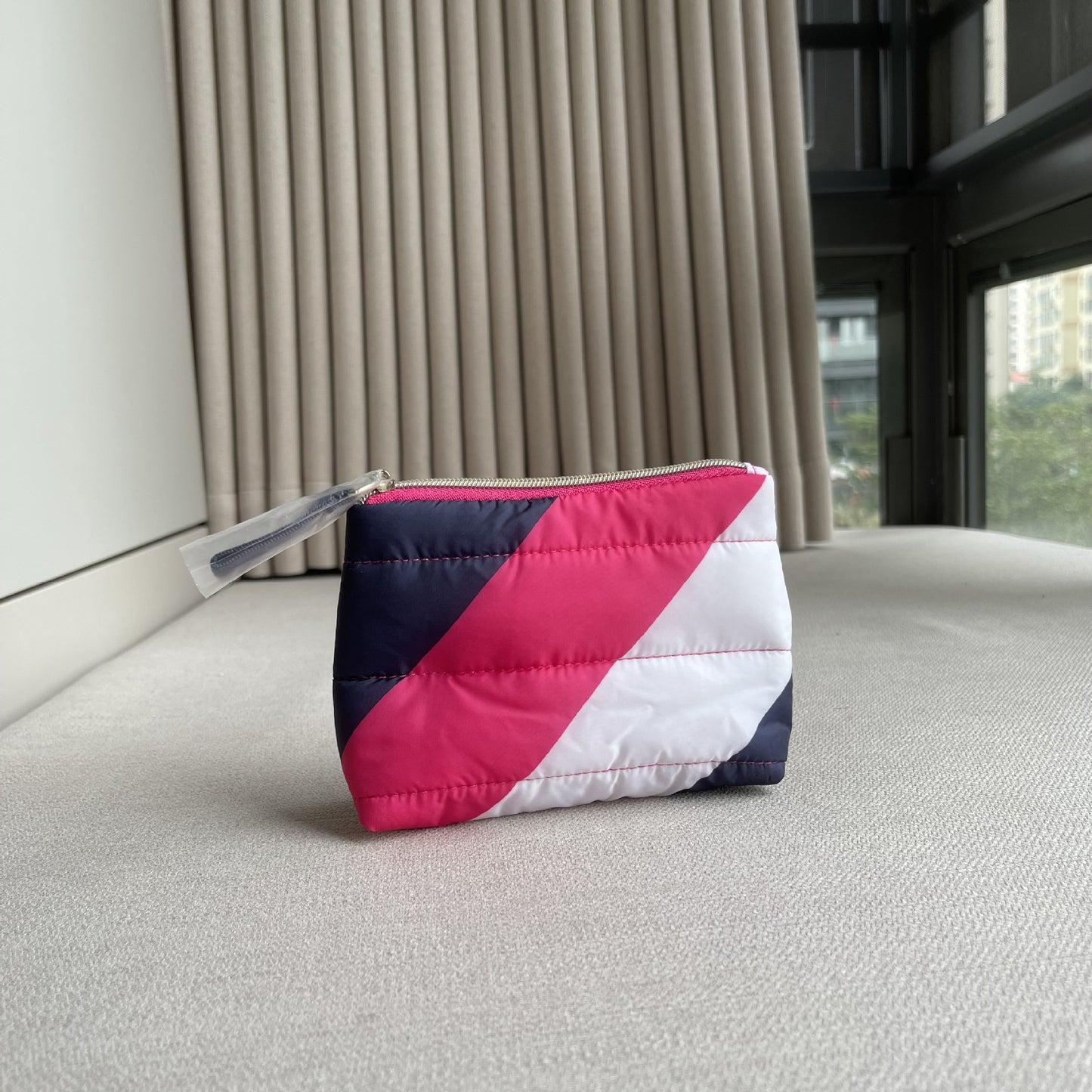 Light Down Space Cotton Hand Carrying Storage Large Capacity Cosmetic Bags