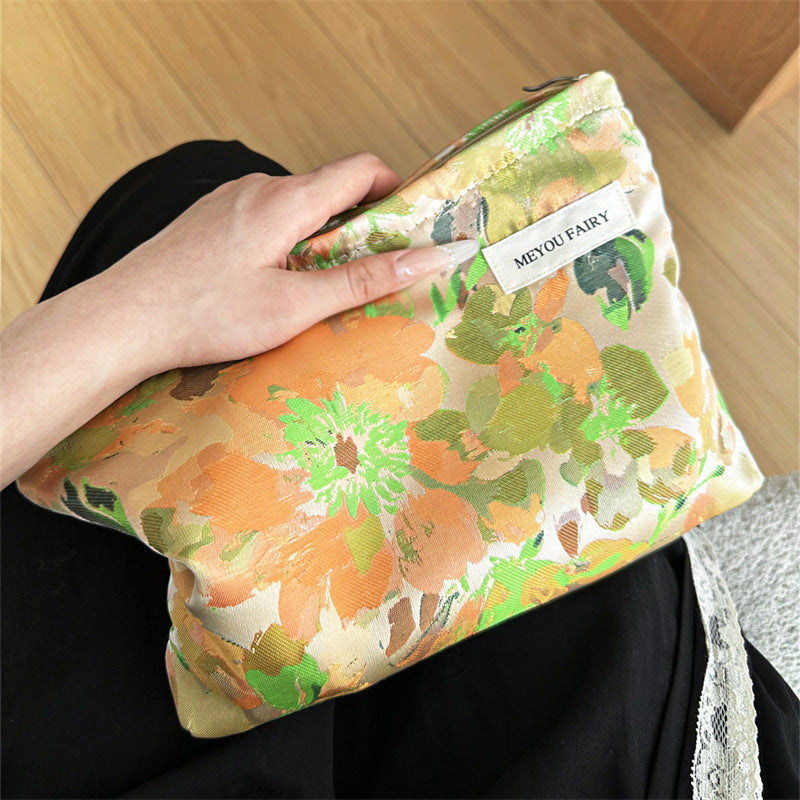 Fresh Portable Skin Care Buggy Toiletry Underwear Hand Makeup Bag