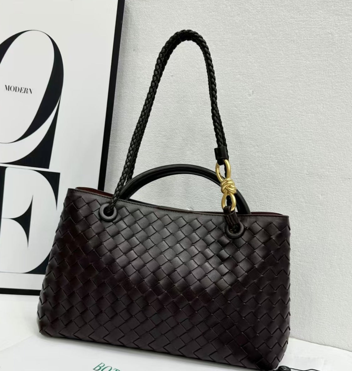 Women's Genuine Leather Metal Cord Fastener Woven Handbags