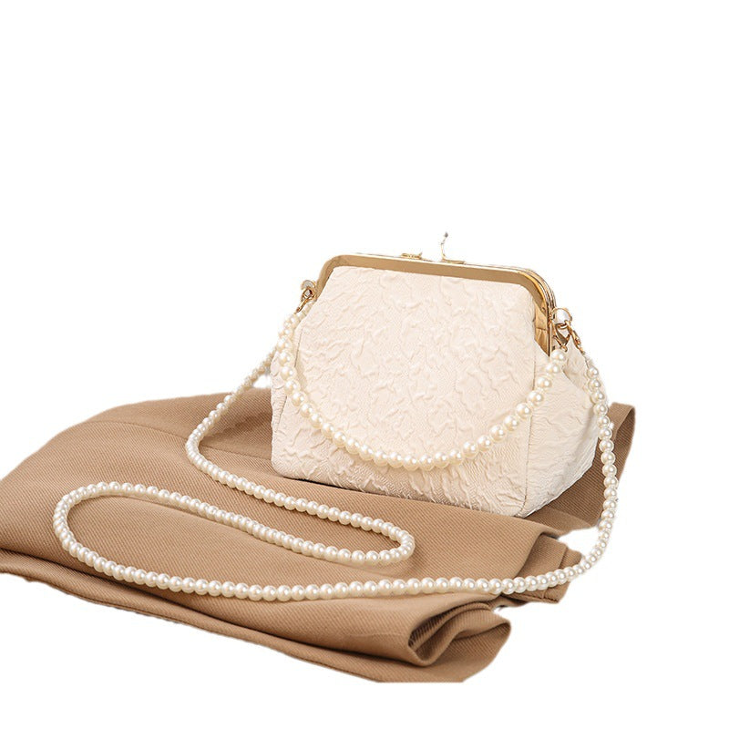 Women's Pleated Shell Mobile Beaded Mini Coin Purses